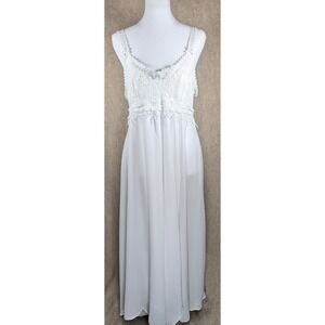 Vintage Val Mode White Lace Bridal Nightgown Small Romantic Negligee Long